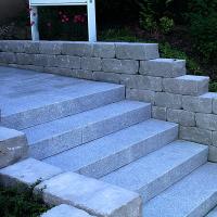 gestrahlte Betonblockstufen